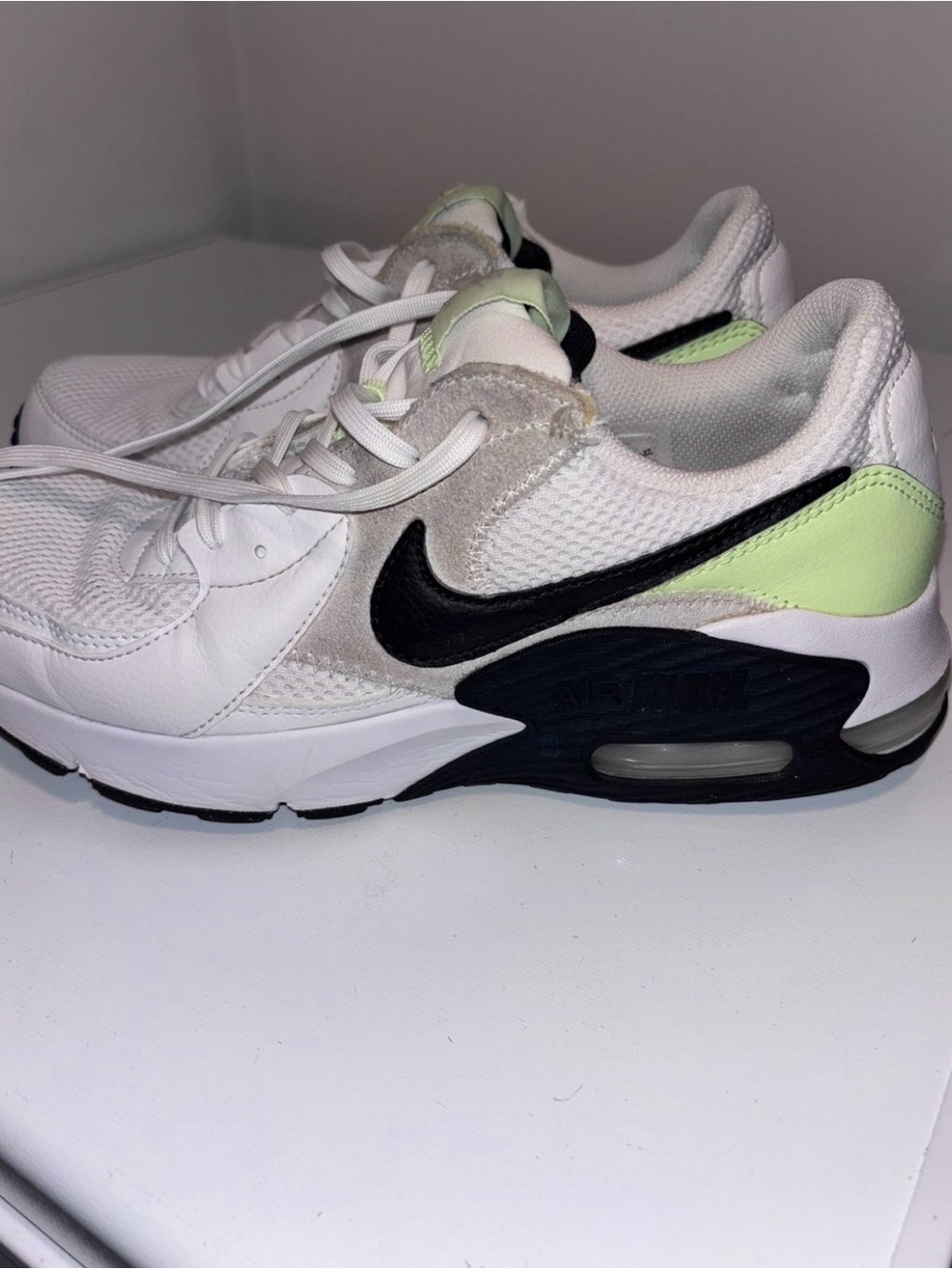Nike Air Max Low-Top Sneakers - White, Black & Light Green